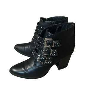 Madden Girl Sierra chunky heel ankle boots size 10